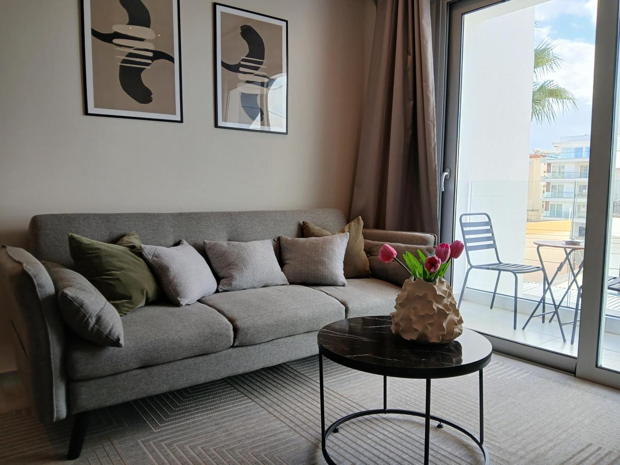 Georgiana Suites Λάρνακα Εξωτερικό φωτογραφία