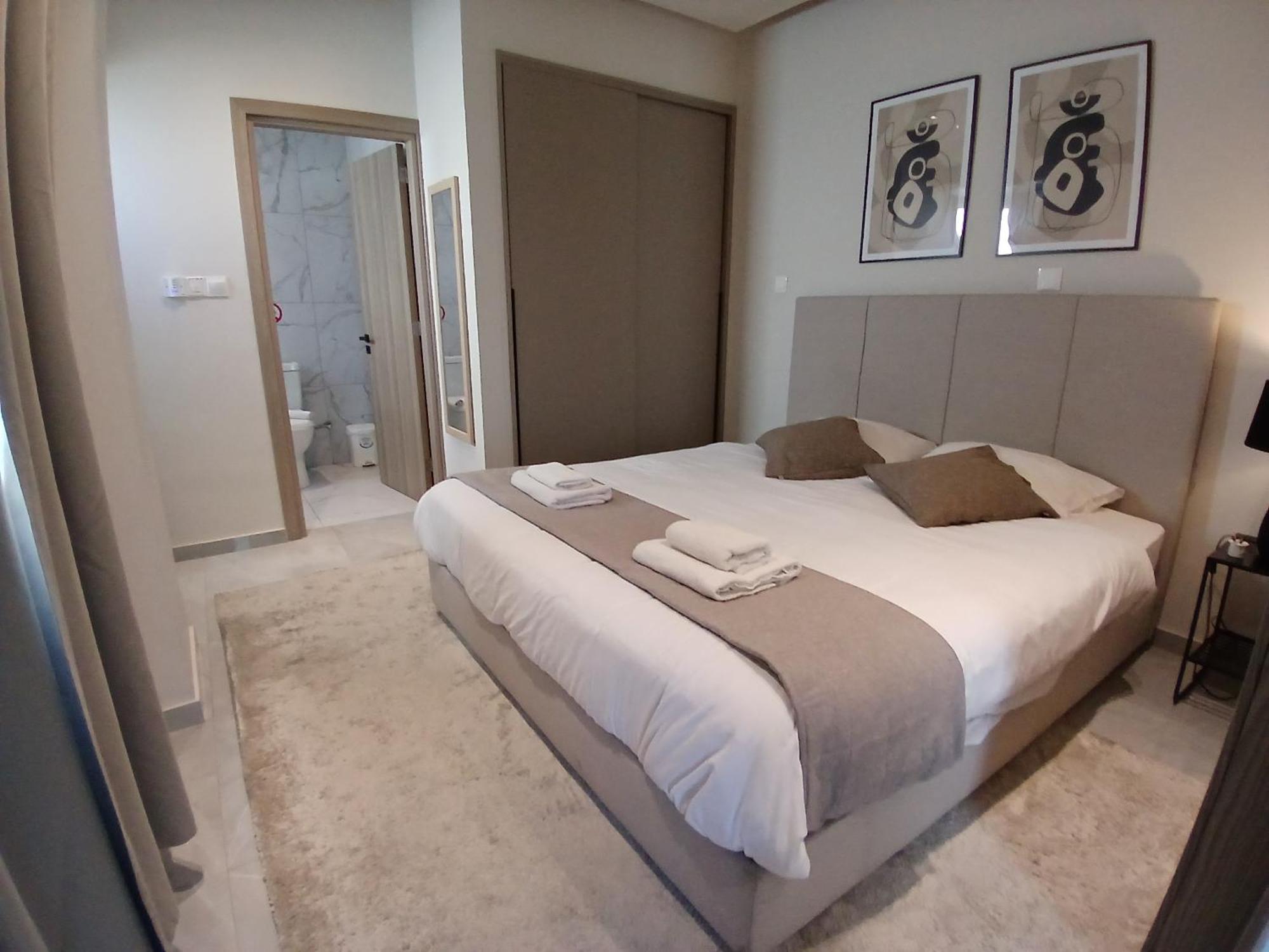 Georgiana Suites Λάρνακα Δωμάτιο φωτογραφία