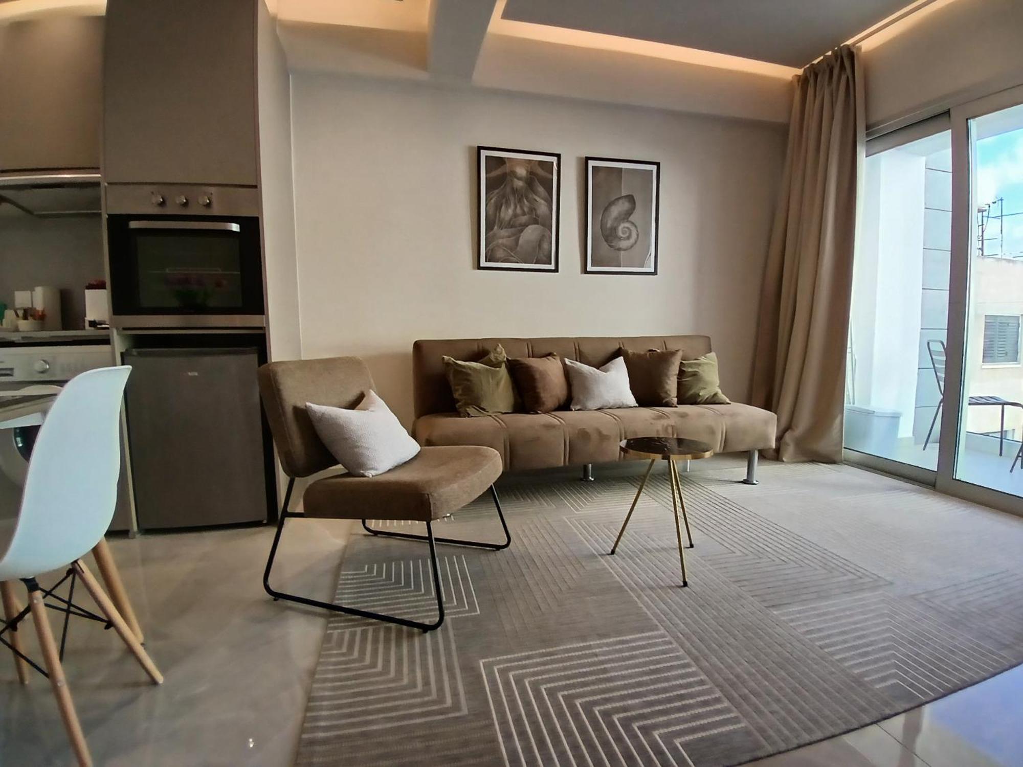 Georgiana Suites Λάρνακα Δωμάτιο φωτογραφία