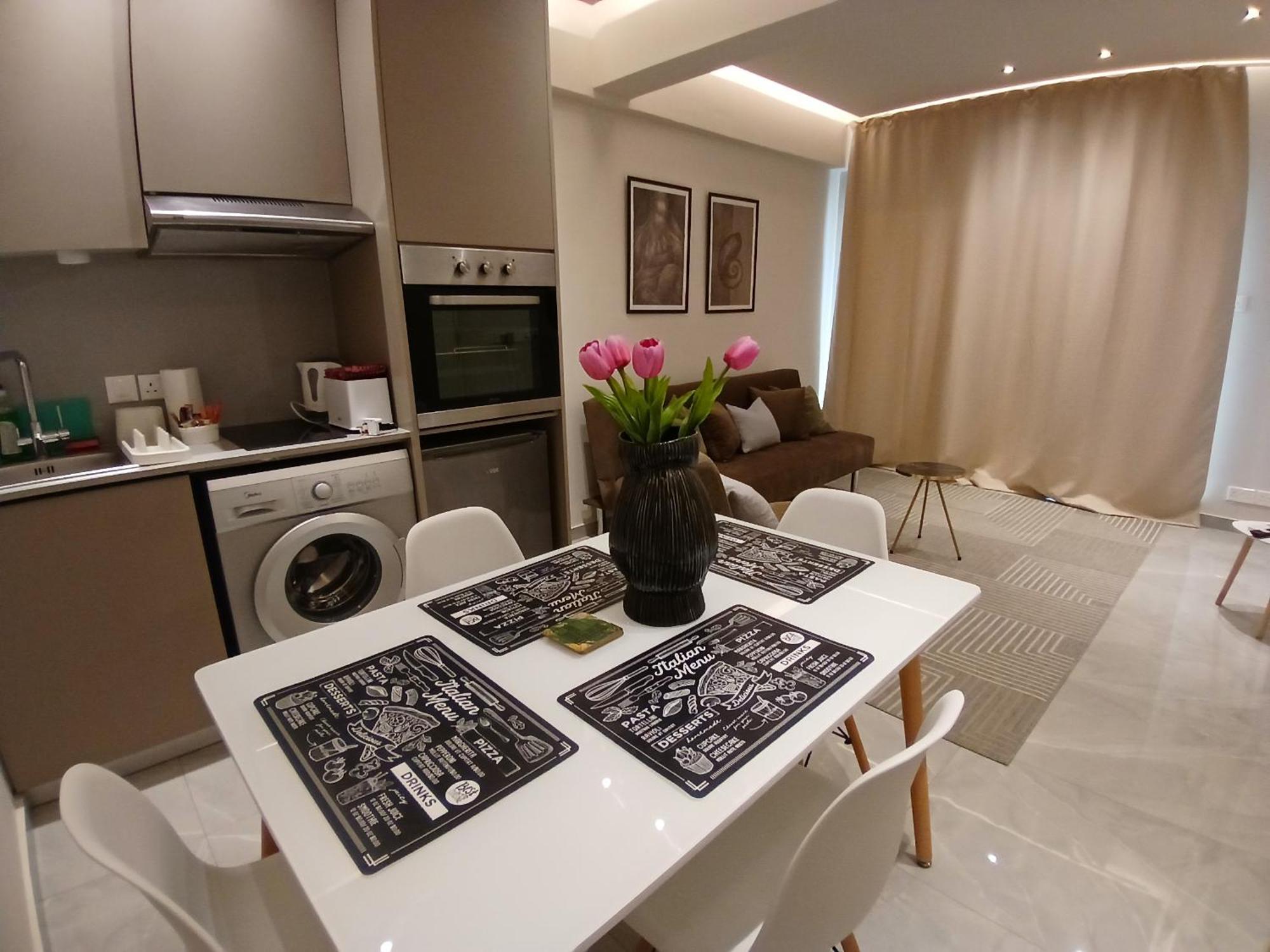 Georgiana Suites Λάρνακα Εξωτερικό φωτογραφία