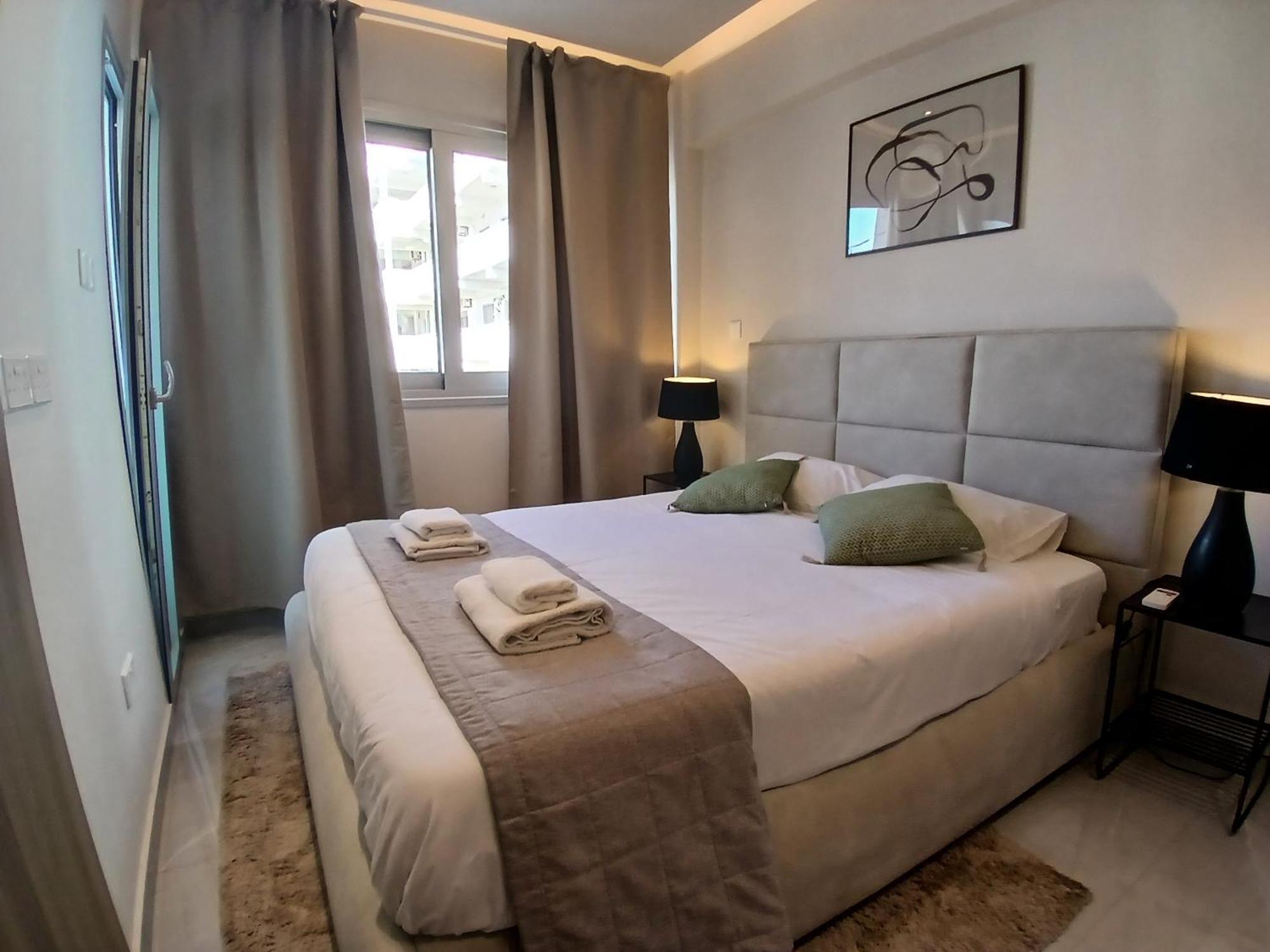 Georgiana Suites Λάρνακα Δωμάτιο φωτογραφία
