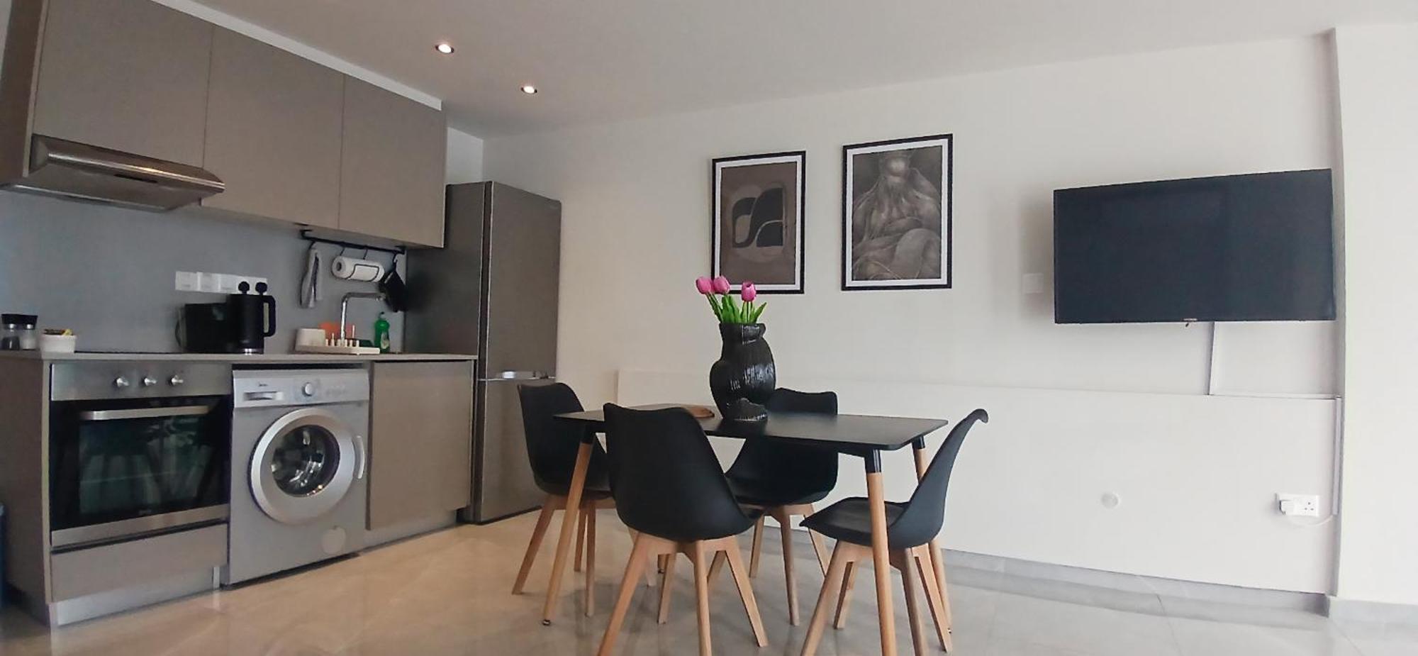 Georgiana Suites Λάρνακα Δωμάτιο φωτογραφία
